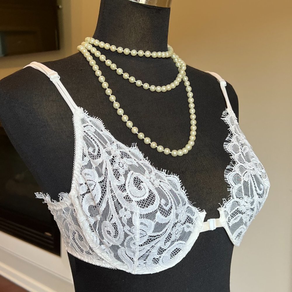 Vintage Christian Dior Intimates lingerie All Lace White Bra NWT 36C